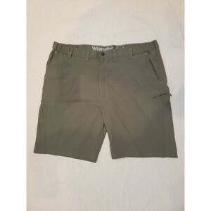 Wrangler Performance Elastic Waist Shorts Men's 46 Gray Pinstripe Zip Pockets